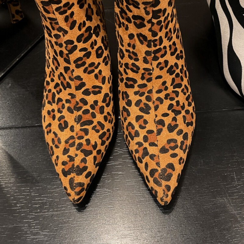Botas de gamuza con estampado  - Leatherwork Patterns Free reseña y precio